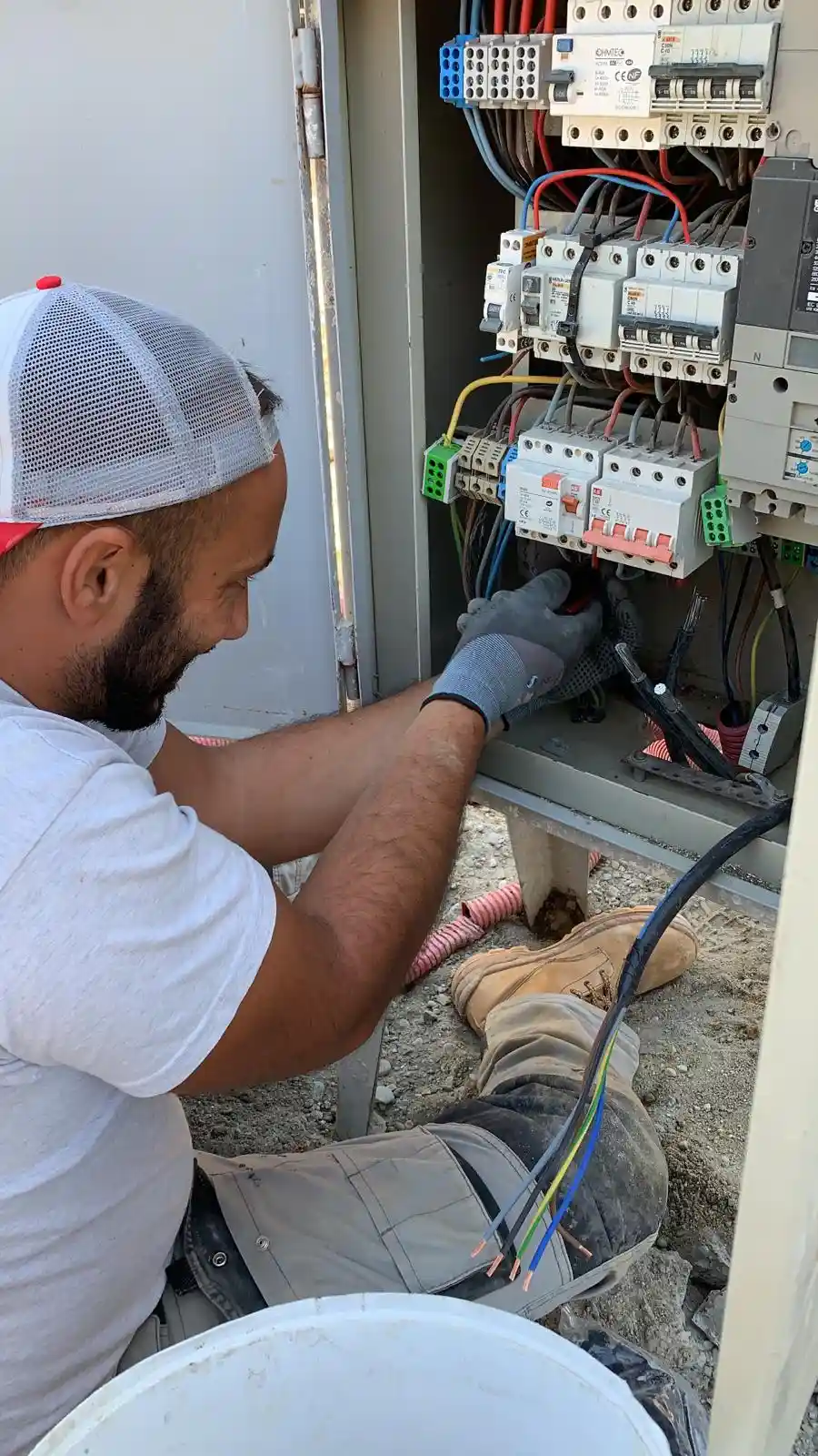 Bornes de recharge véhicules électriques